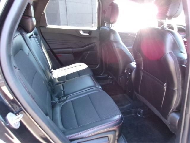 Certified Used 2023 Agate Black Metallic Ford ST-Line Select image 5