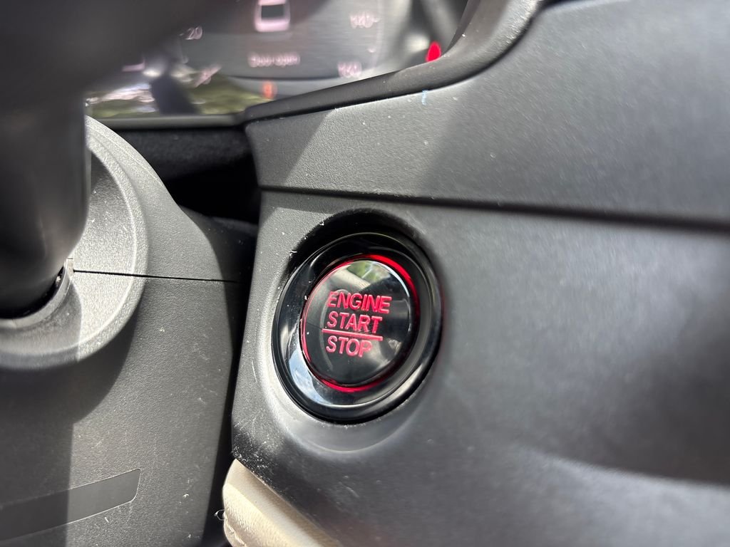 Used 2023  Honda EX image 17