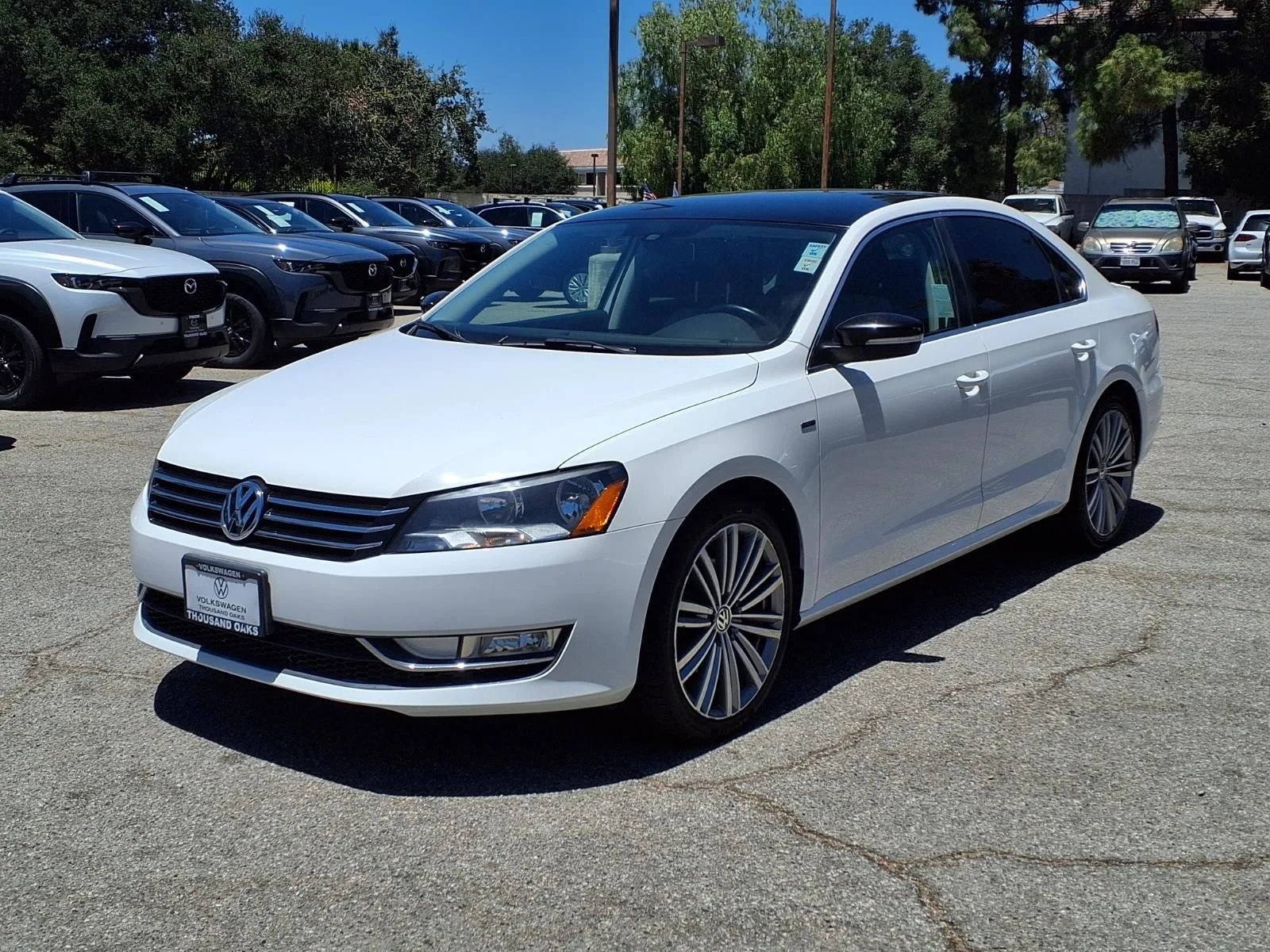 Used 2015 White Volkswagen 1.8T Sport image 24