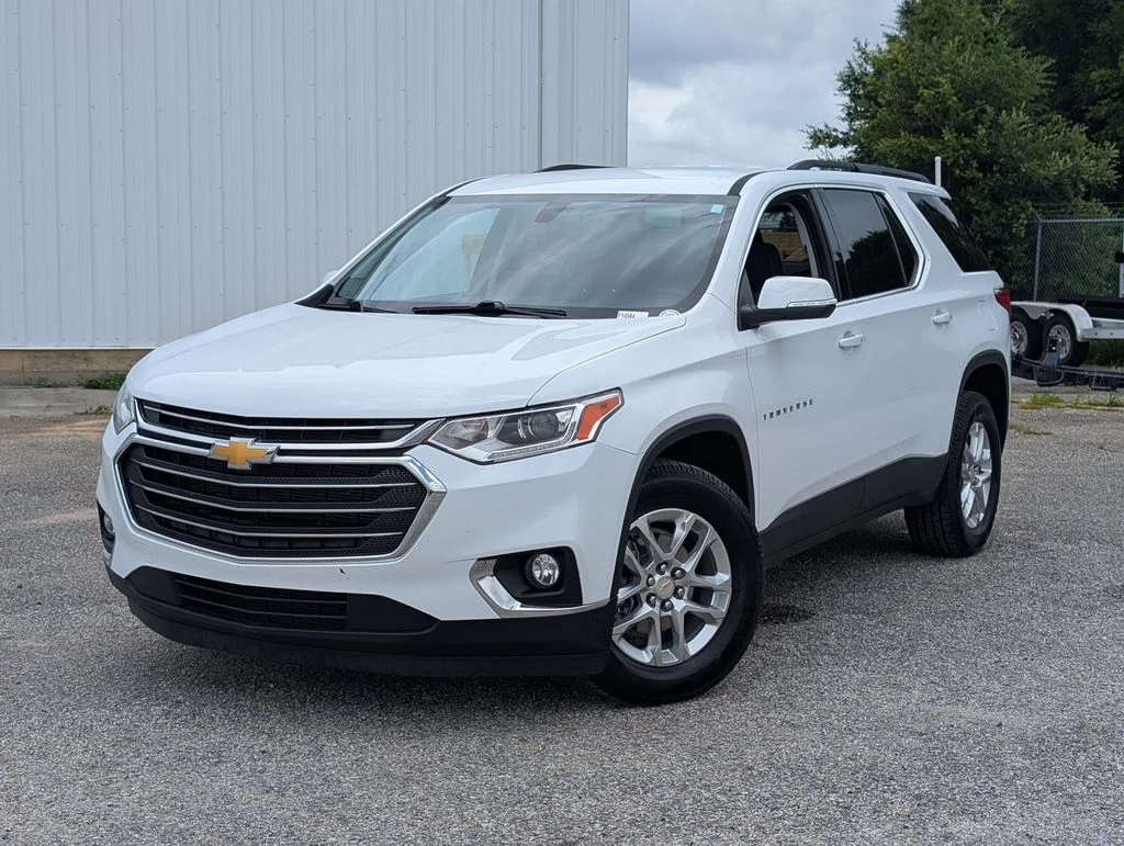 Used 2021 White Chevrolet LT image 1