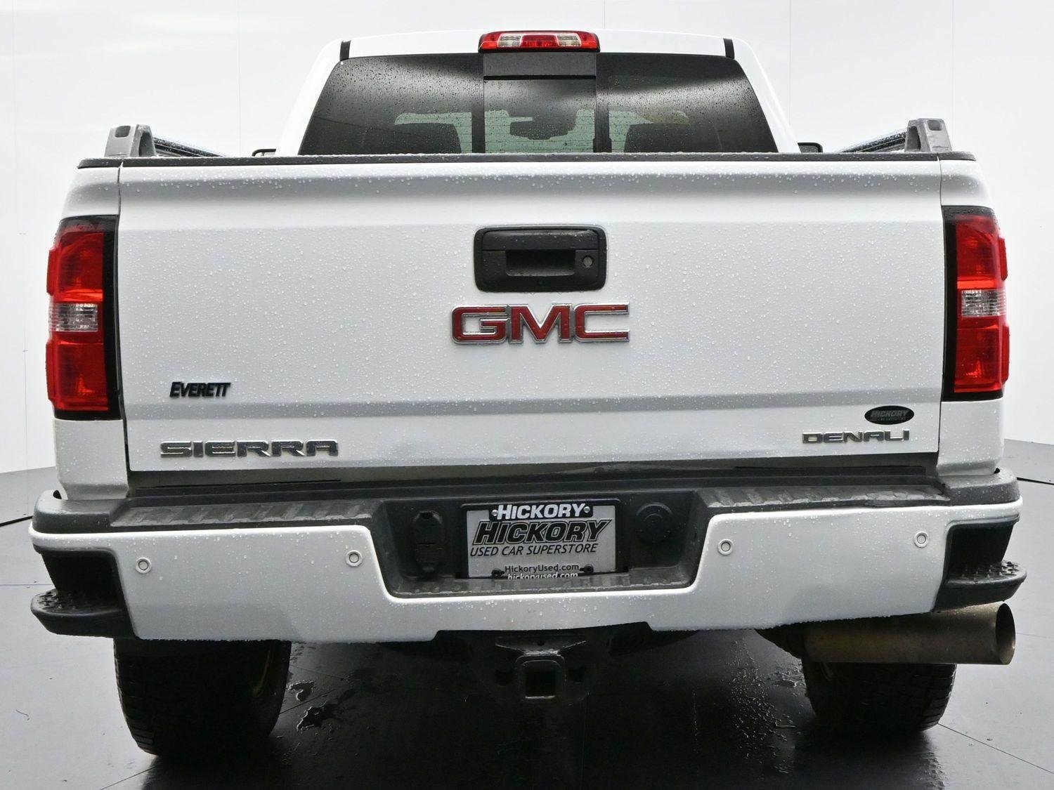 Used 2019 Summit White GMC Denali image 6
