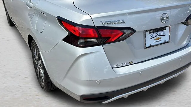 Used 2025 Silver Nissan 1.6 SV image 37