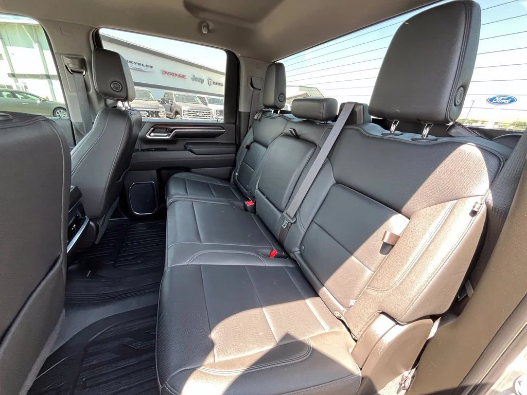 Used 2024 Sterling Metallic GMC SLT image 14