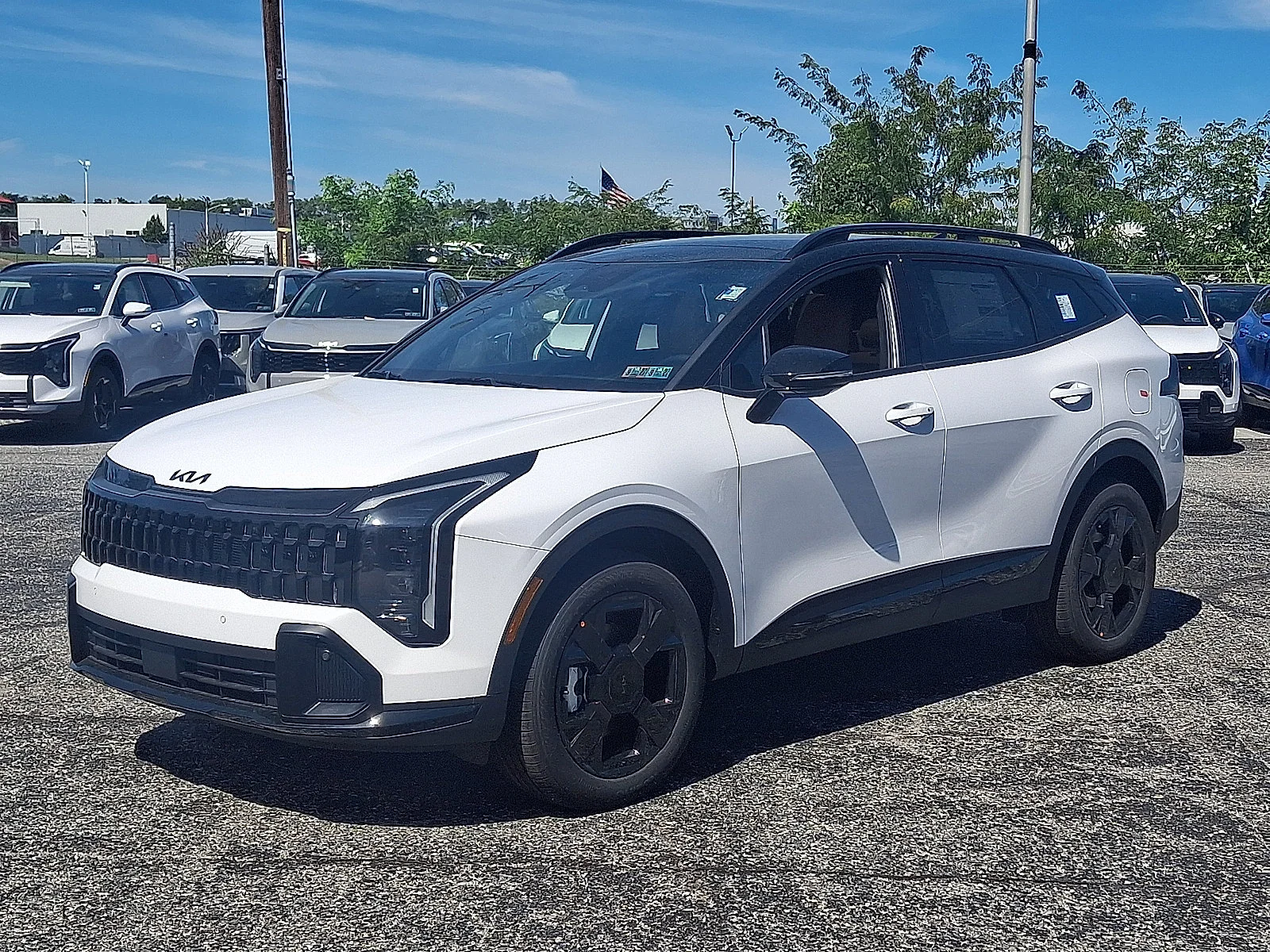 New 2027 White Kia X-Line image 3