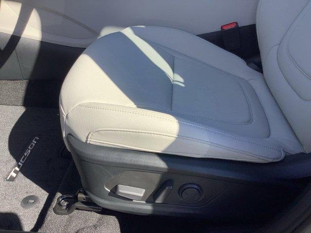 New 2026 Gray Hyundai SEL Plus image 16