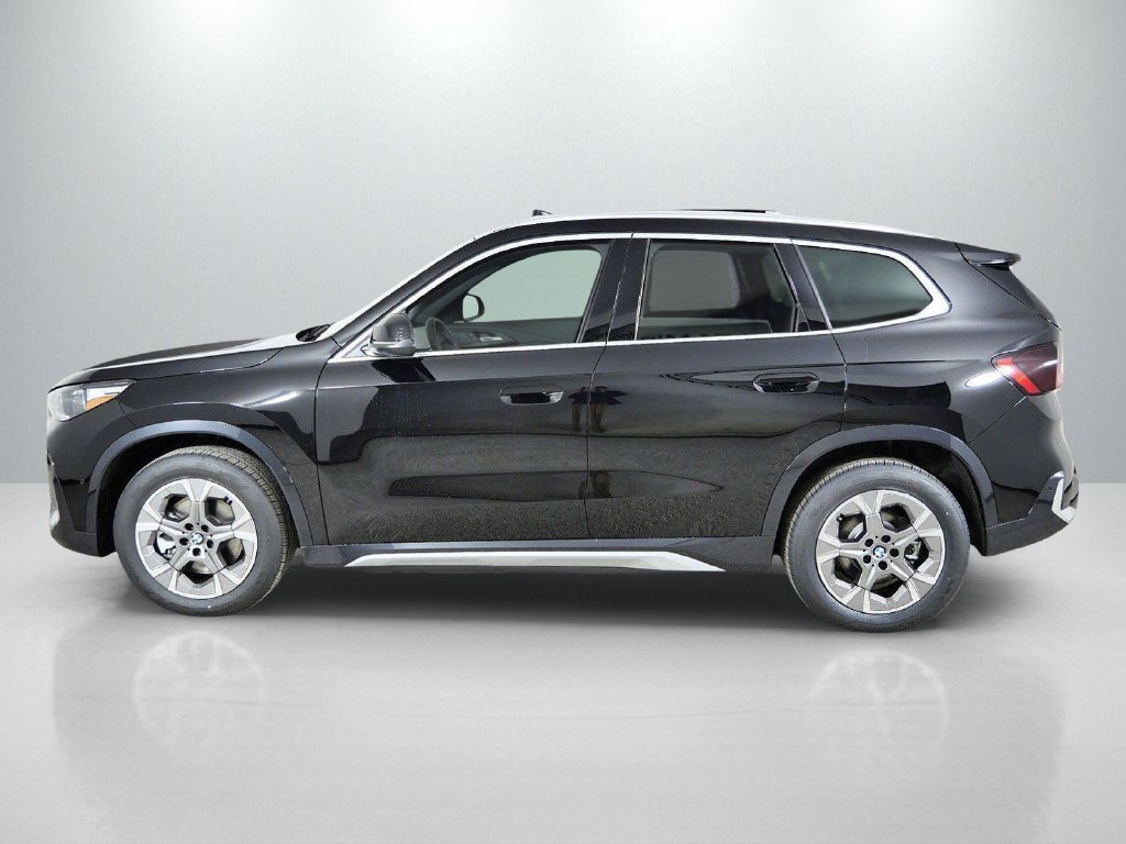 Used 2026 Jet Black BMW xDrive28i image 16
