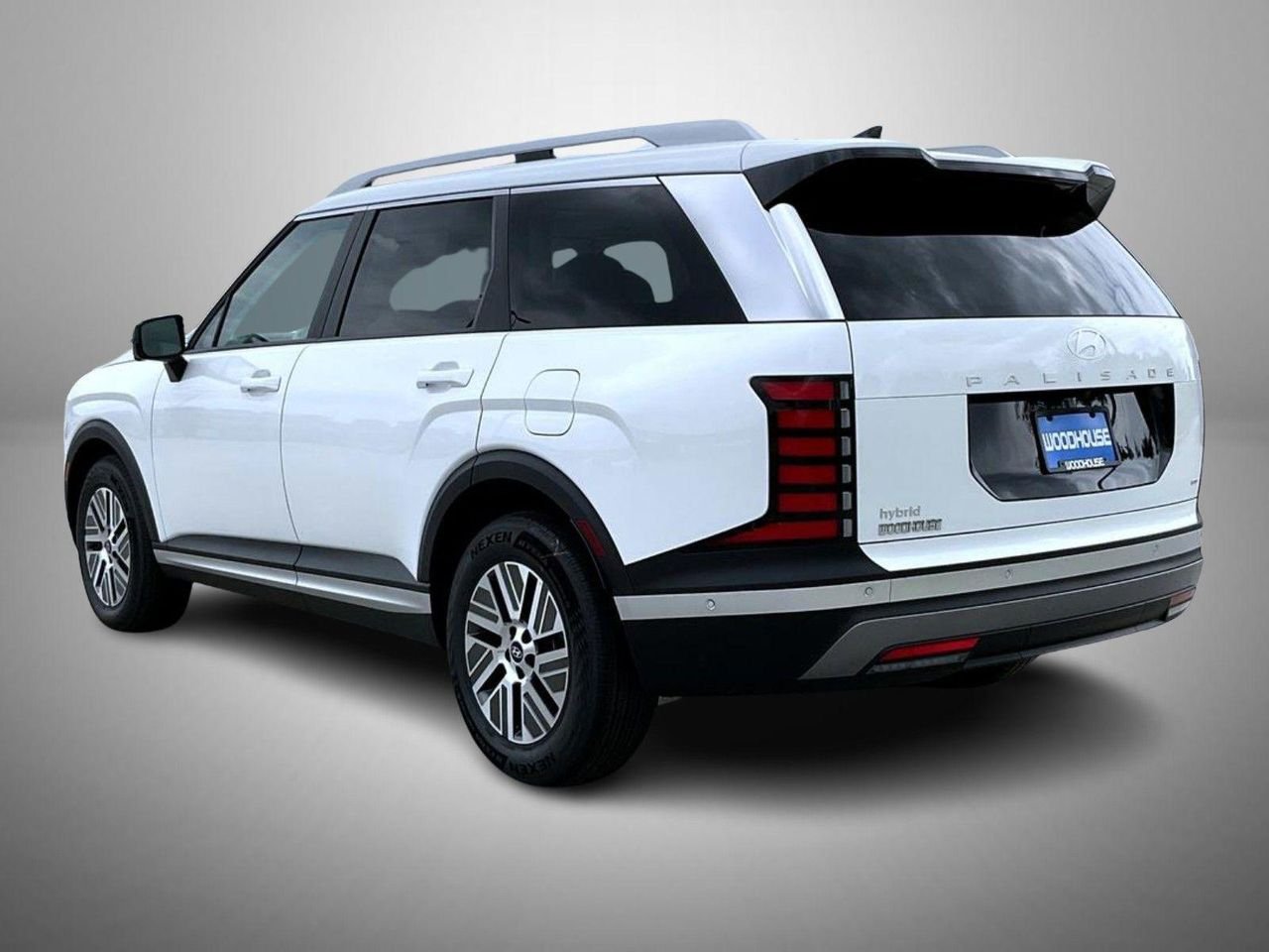 New 2026 White Hyundai SEL Premium image 7