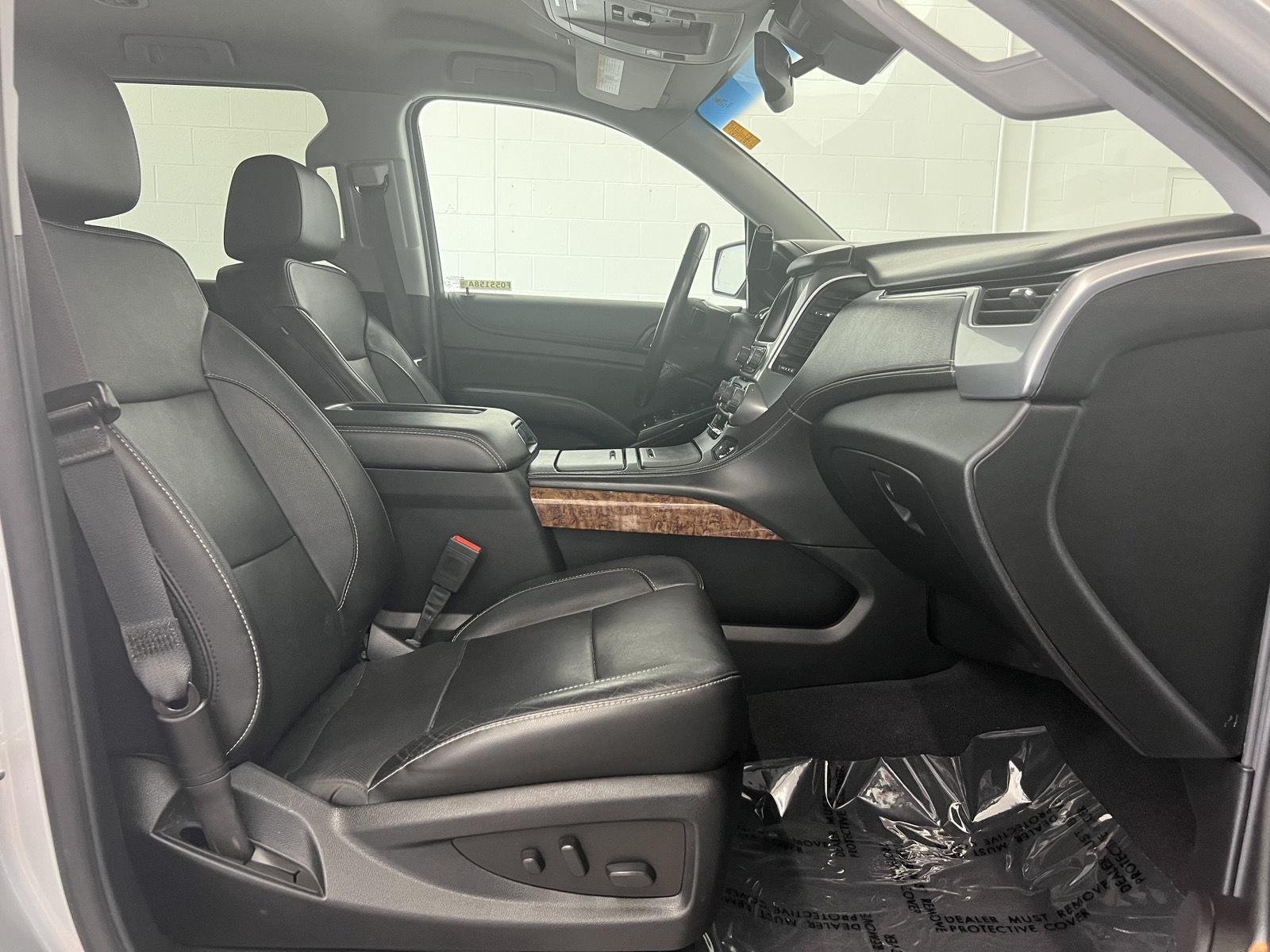 Used 2020 Silver Ice Metallic Chevrolet Premier image 26