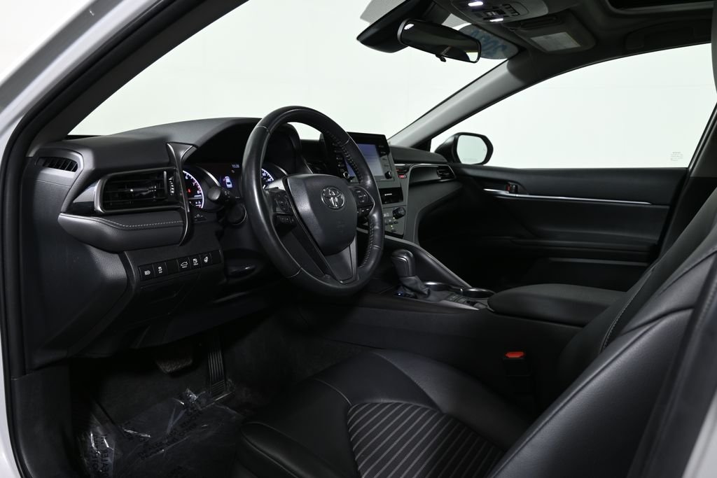 Used 2024 White Toyota SE image 15