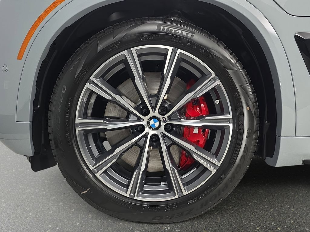New 2026 Brooklyn Grey Metallic BMW xDrive50e image 32