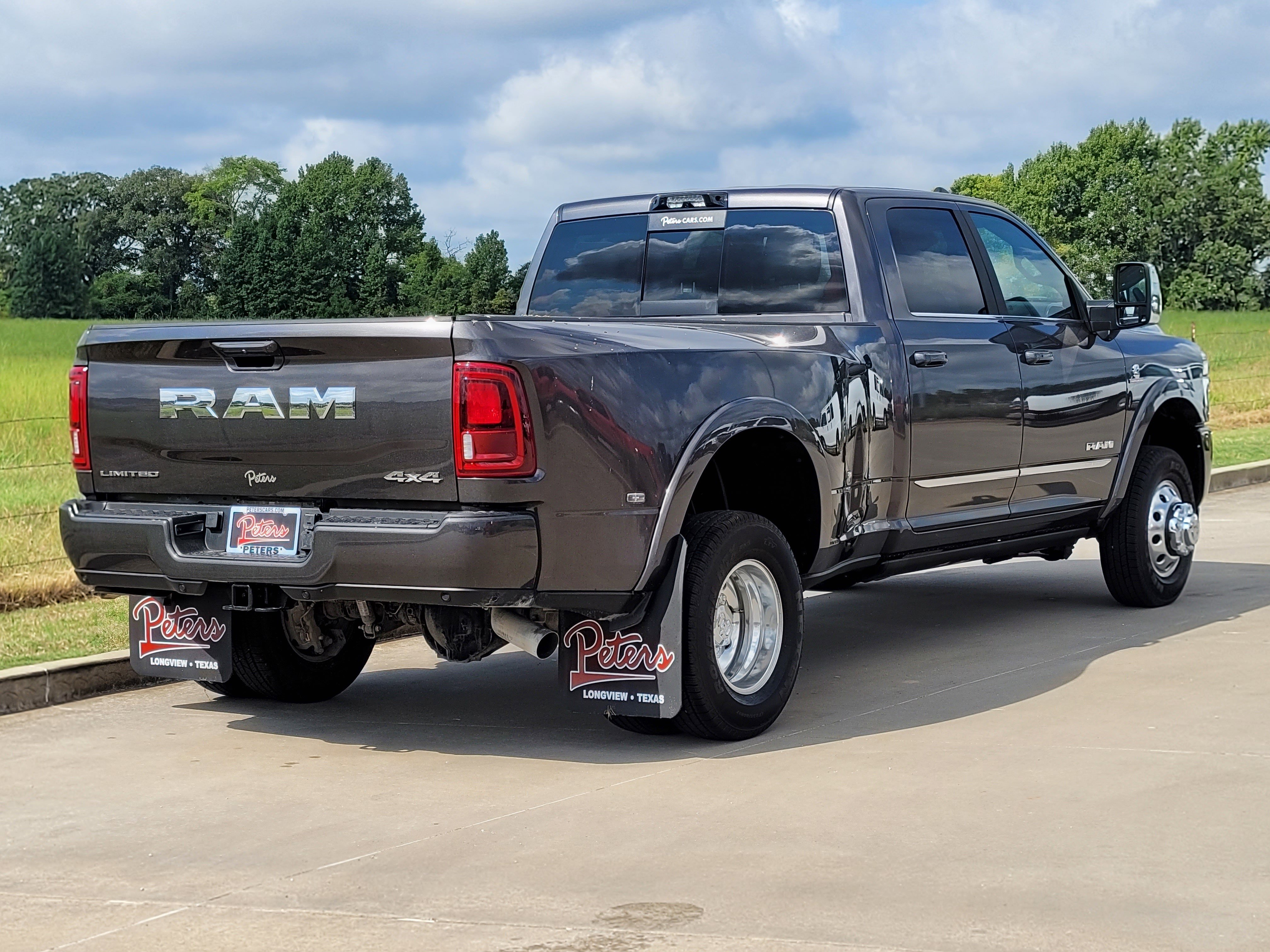 2025 RAM 3500 Limited - Photo 3