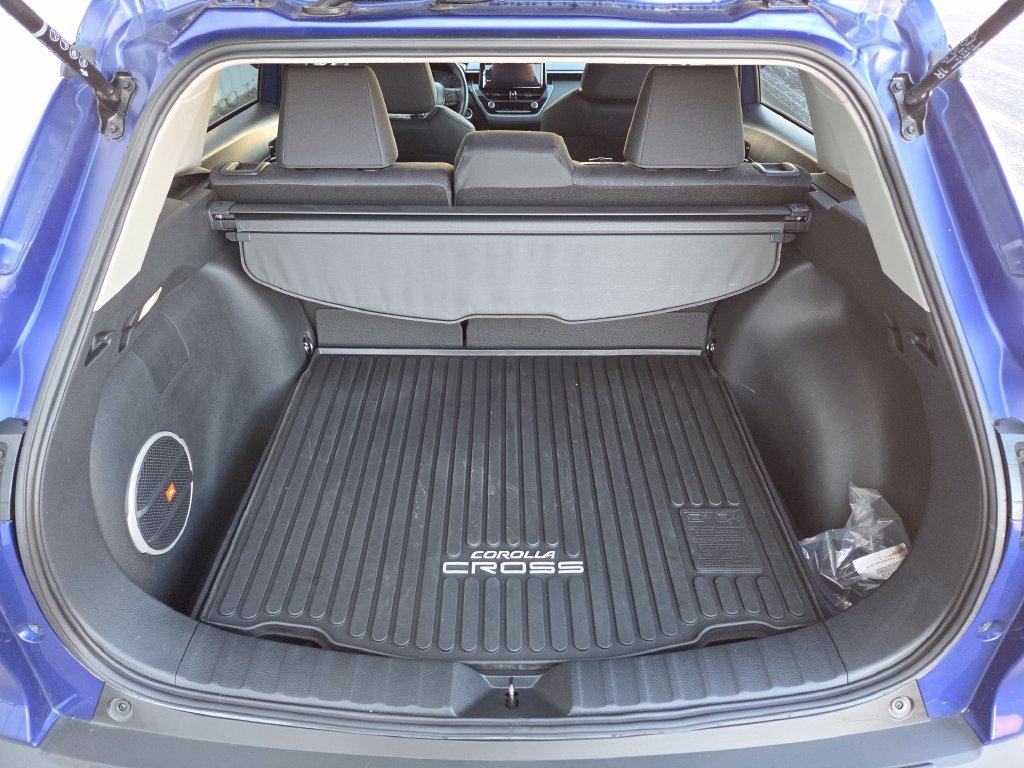 Certified Used 2023 Blue Toyota LE image 20