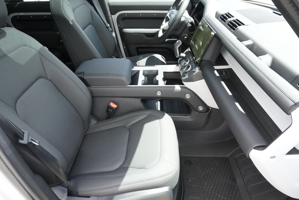 New 2026 Borasco Grey Land Rover S image 23