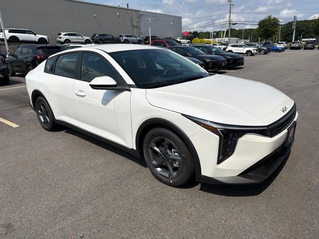 2026 Kia K4