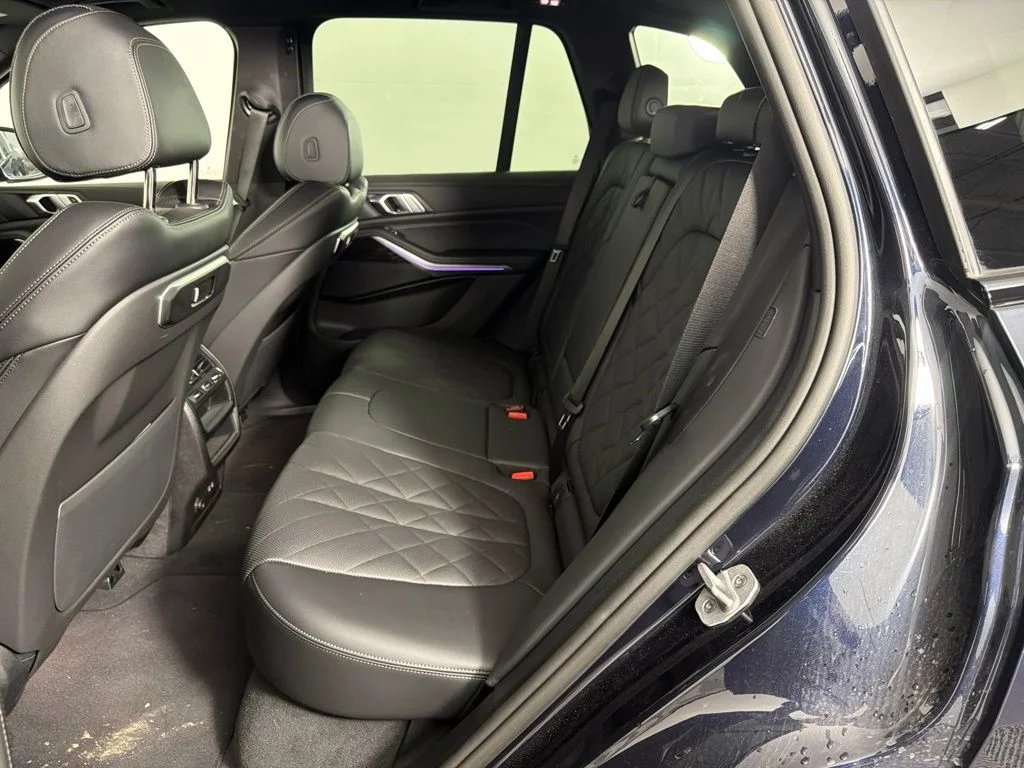 Certified Used 2026 Carbon Black Metallic BMW xDrive40i image 16