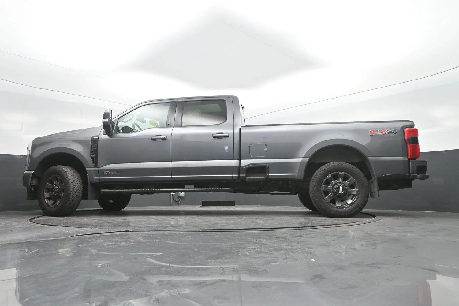 Used 2024 Carbonized Gray Ford LARIAT image 40