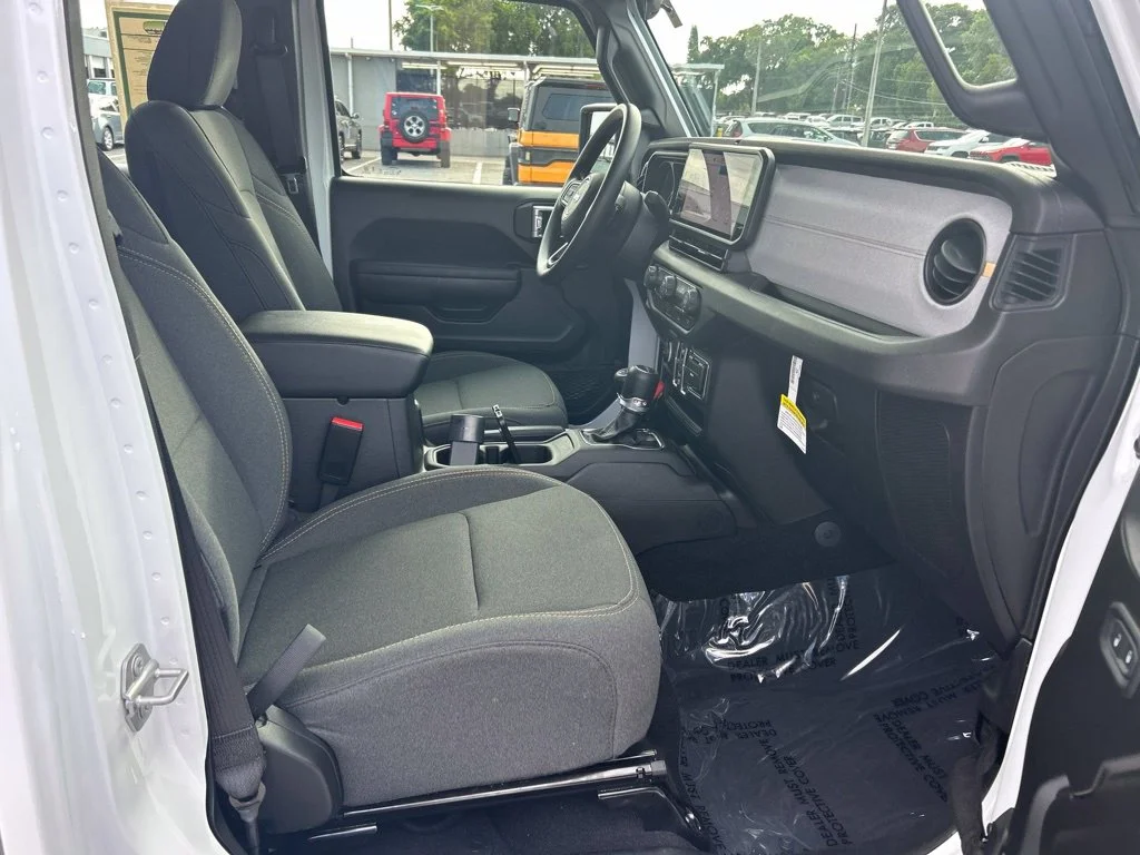 Used 2026 White Jeep Sport image 23