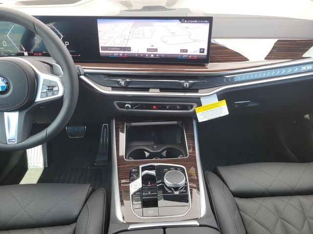 Used 2026 Gray BMW xDrive40i image 13