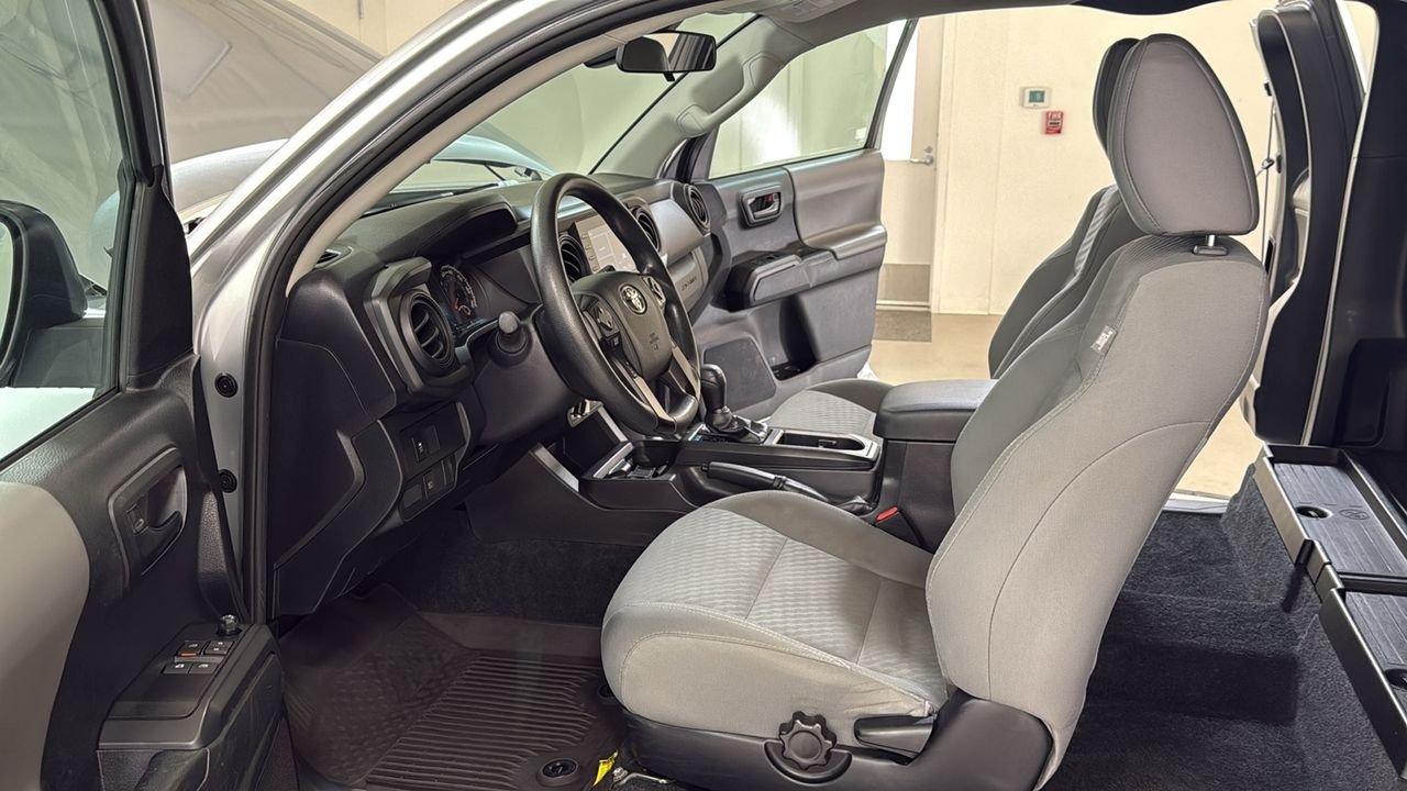 Used 2022 Silver Toyota SR image 12