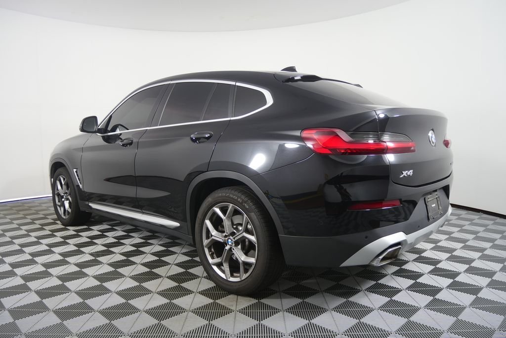 Used 2023 Black Sapphire Metallic BMW xDrive30i image 5