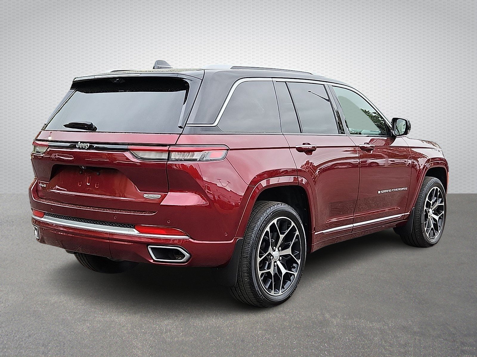 Certified Used 2022 Velvet Red Pearlcoat - PRV Jeep Summit Reserve 4x4 image 6