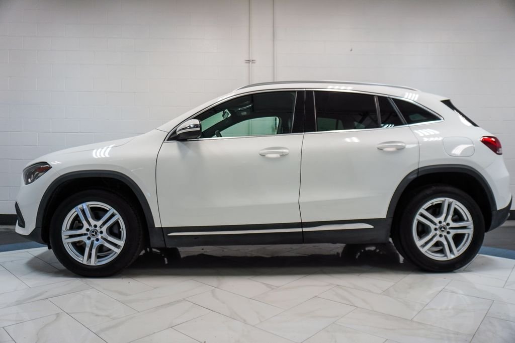 Used 2022 White Mercedes-Benz GLA 250 image 34