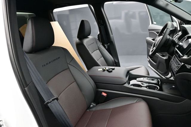 New 2026 Platinum White Pearl Honda Black Edition image 26