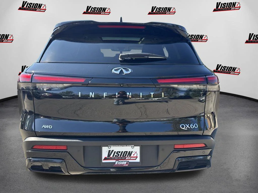 Used 2024 Black INFINITI PURE image 6