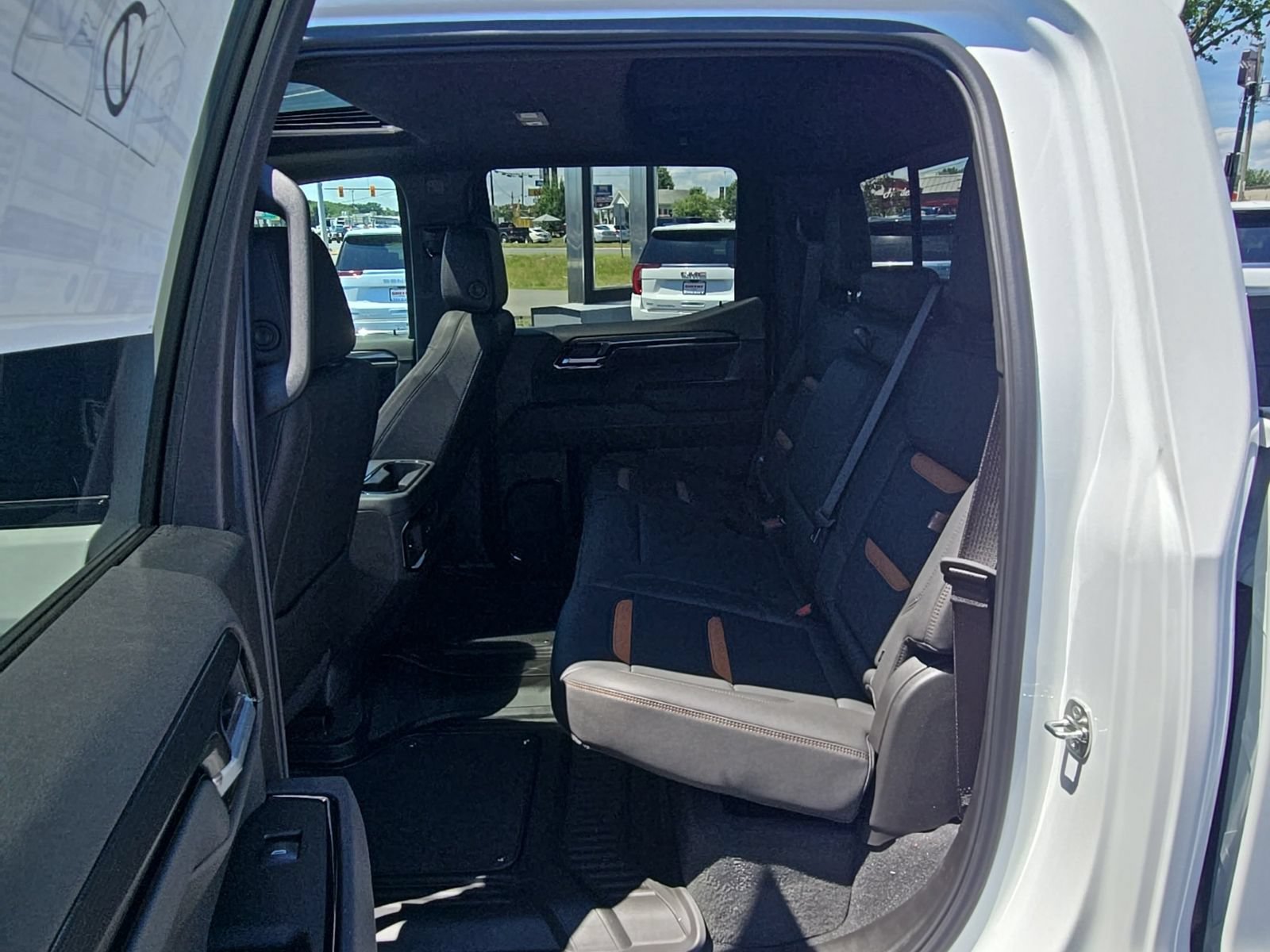 2026 GMC Sierra 1500 AT4 - Photo 24