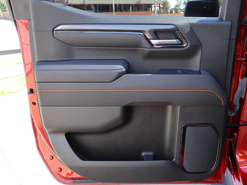 2025 GMC Sierra 1500 AT4 - Photo 13