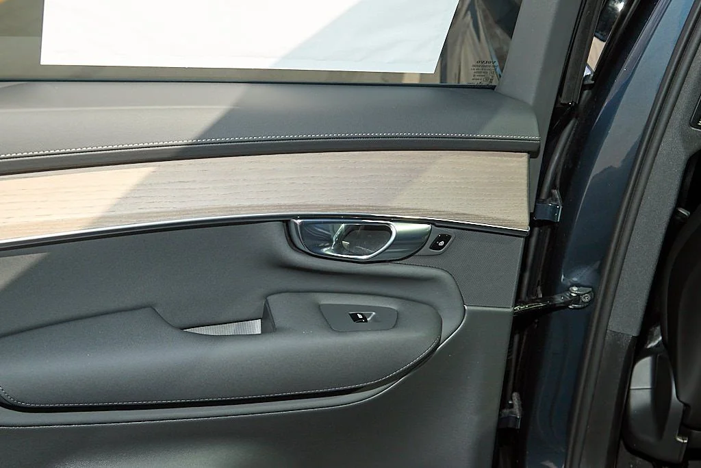 New 2026 Denim Blue Volvo Plus image 19