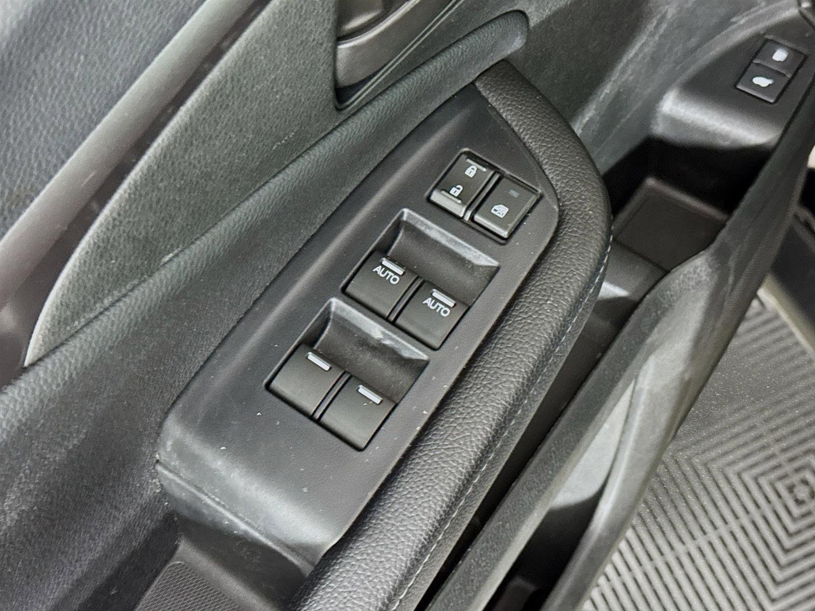 Used 2025 Black Honda EX-L image 19