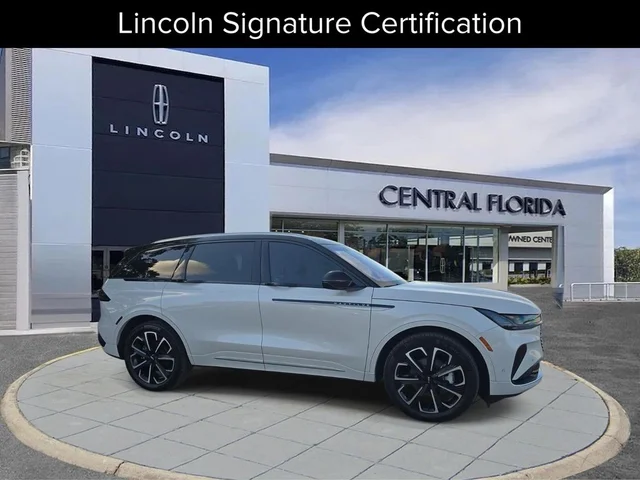 2024 Lincoln Nautilus Reserve
