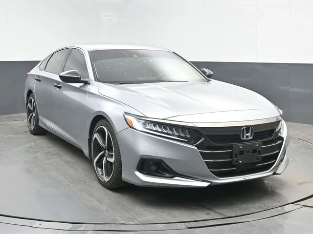 Used 2022 Silver Metallic Honda Sport Special Edition image 2