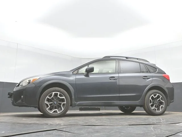 Used 2016 Gray Subaru 2.0i Premium image 29