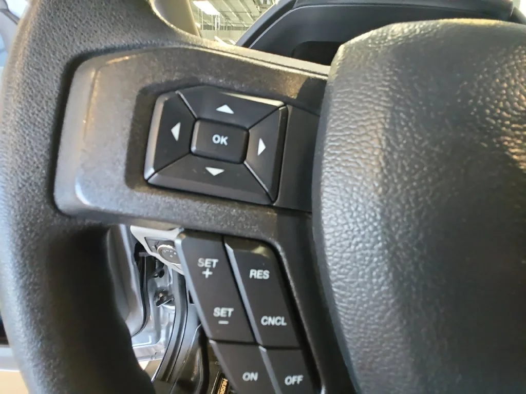 Used 2022 Silver Ford XL image 26