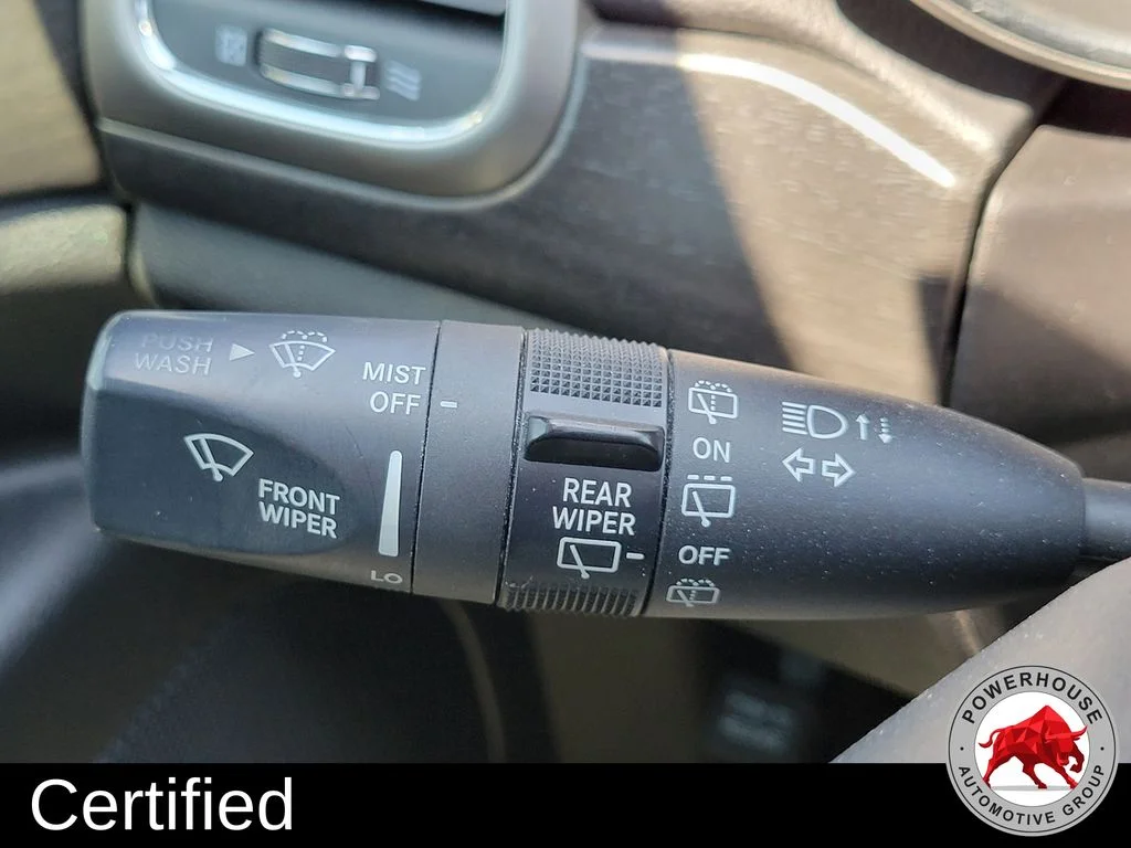 Used 2018 Gray Jeep Laredo E image 30