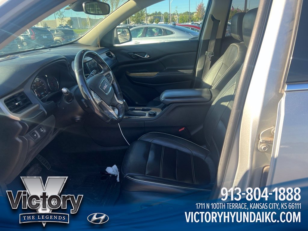 Used 2017 Silver GMC Denali image 10
