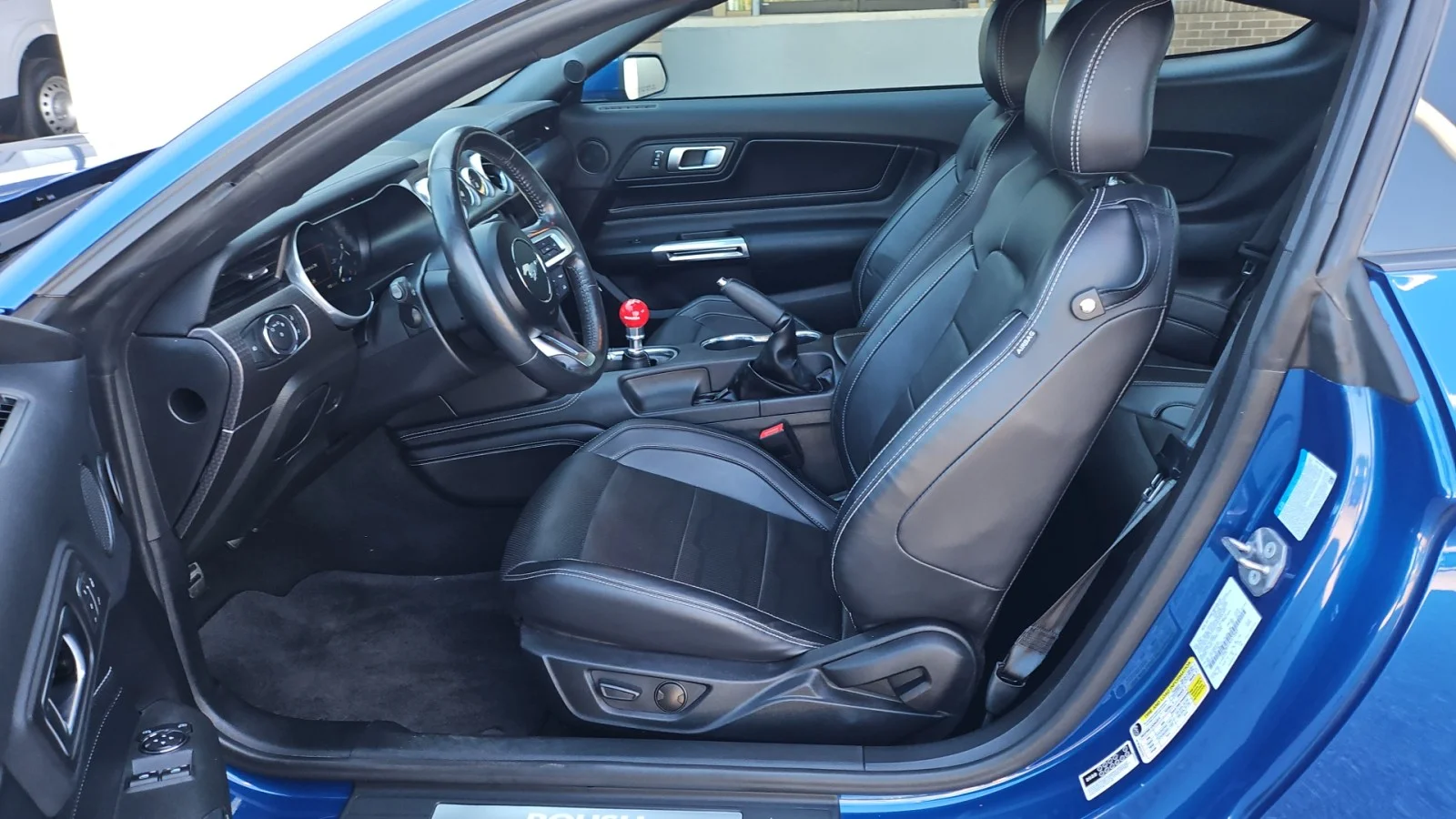 Used 2022 Blue Ford GT Premium image 12