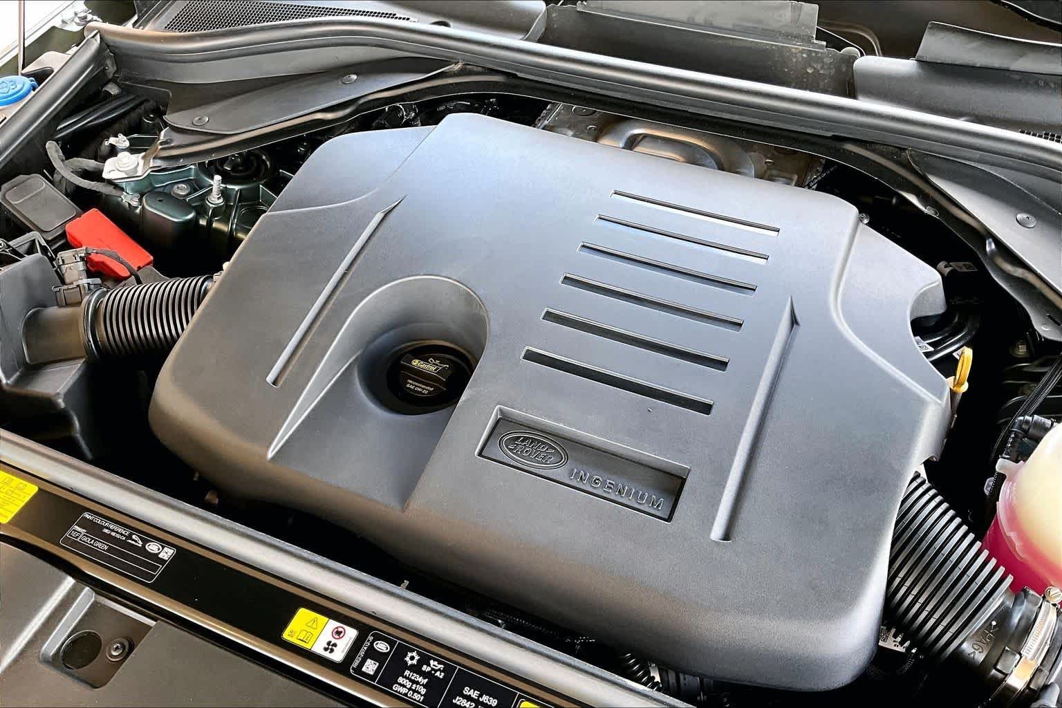 New 2026  Land Rover Dynamic SE image 17