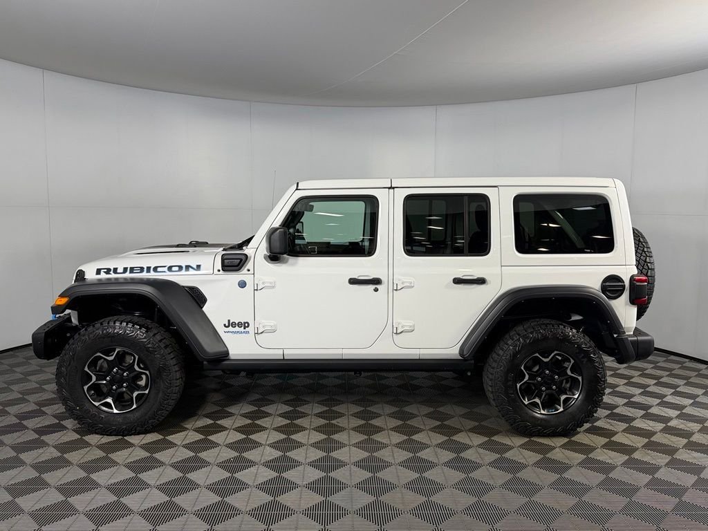 Certified Used 2022 White Jeep Unlimited Rubicon 4xe image 10