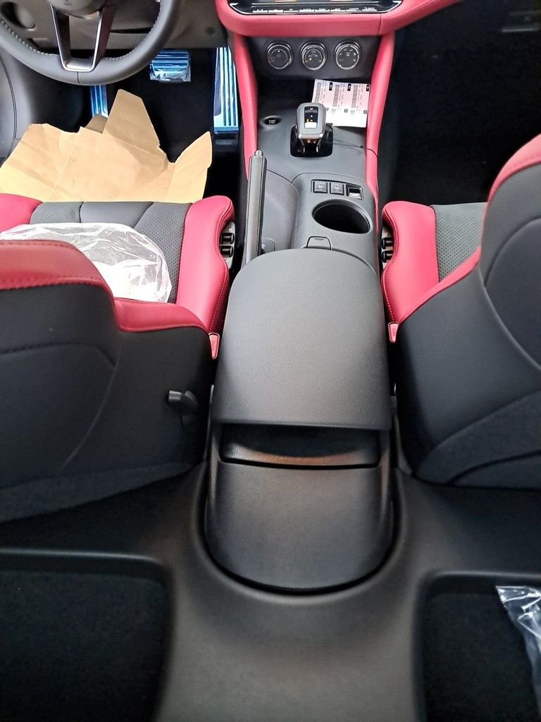 2025 Nissan Z Performance - Photo 27