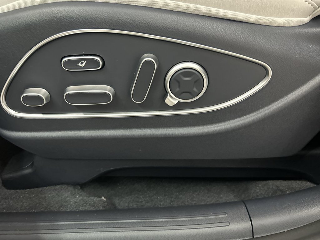 New 2026 Abyss Black Hyundai Calligraphy AWD image 13