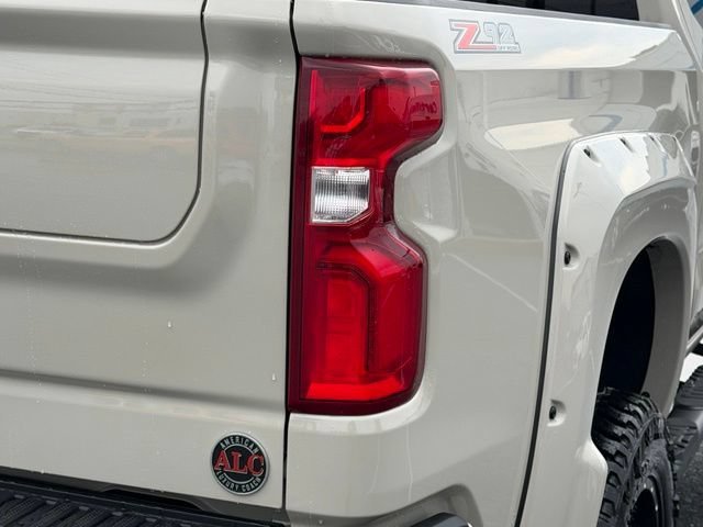 New 2026 White Sands Chevrolet RST image 25