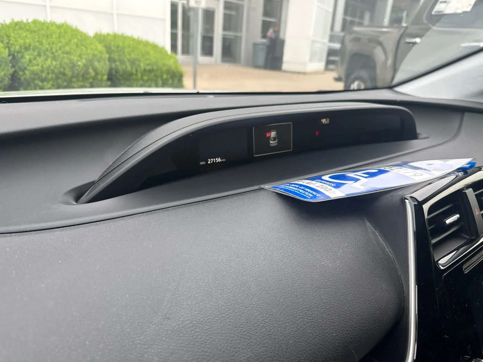 Used 2019 Classic Silver Metallic Toyota LE image 8