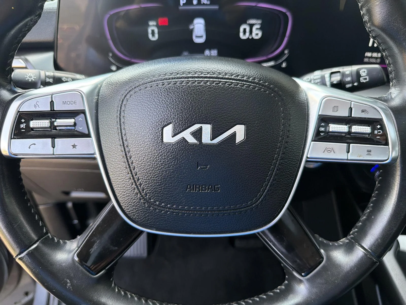 Used 2024 Everlasting Silver Kia S image 21