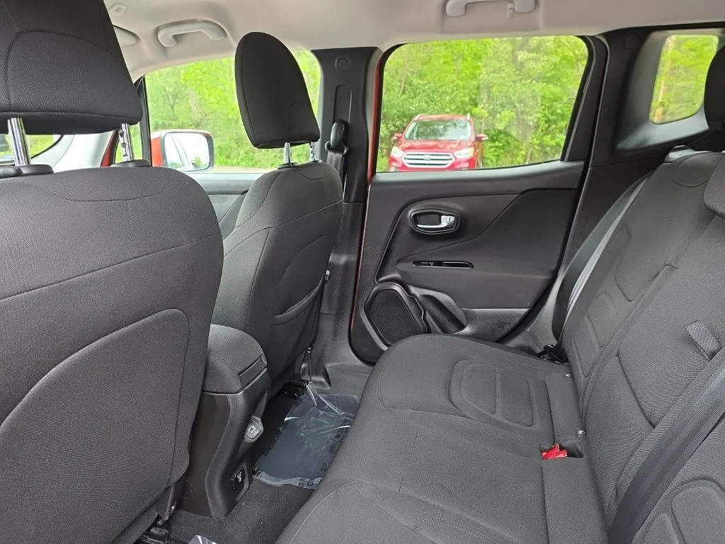 Used 2021 Orange Jeep Latitude image 11