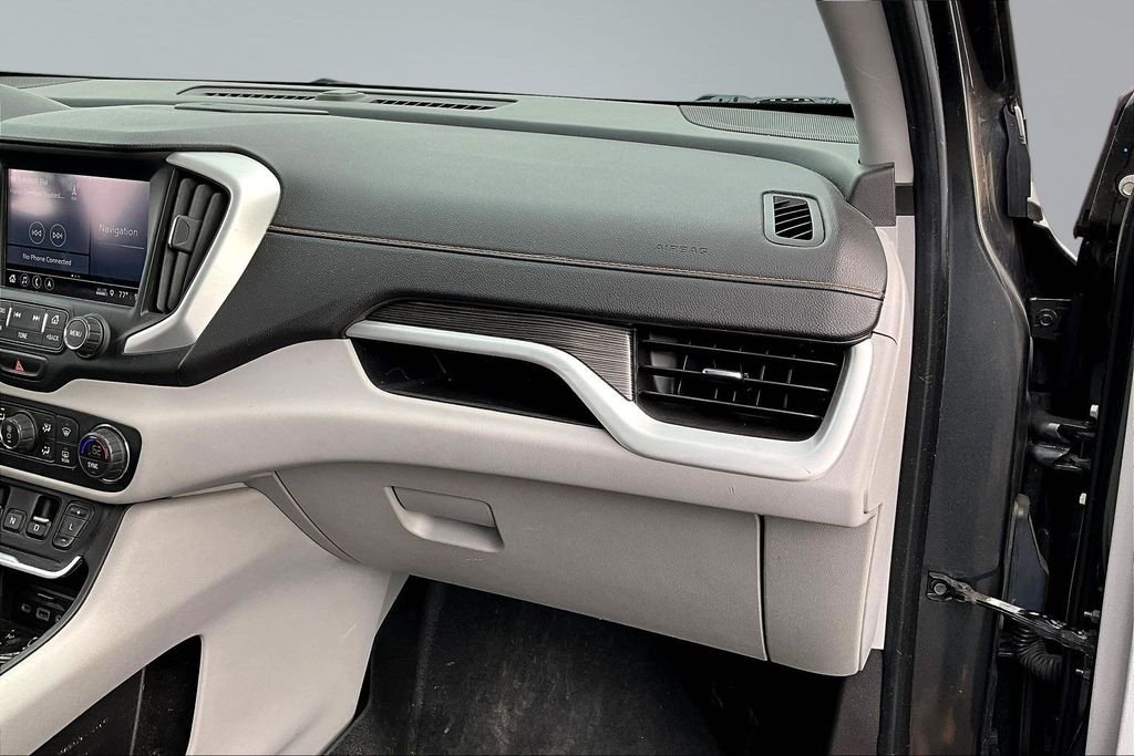 Used 2018 Gray GMC SLT image 24