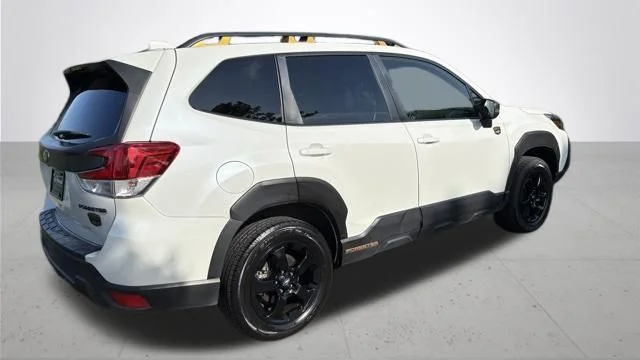 Used 2023 White Subaru Wilderness image 6