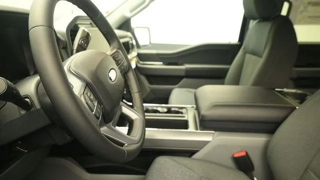 New 2026 Blue Ford XLT image 19